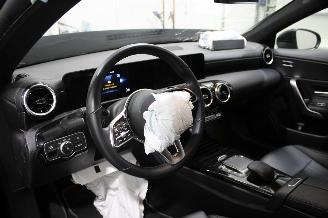 Mercedes Cla-klasse CLA 180 picture 10
