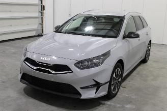 uszkodzony samochody osobowe Kia Cee d cee'd Sporty Wagon 2025/10