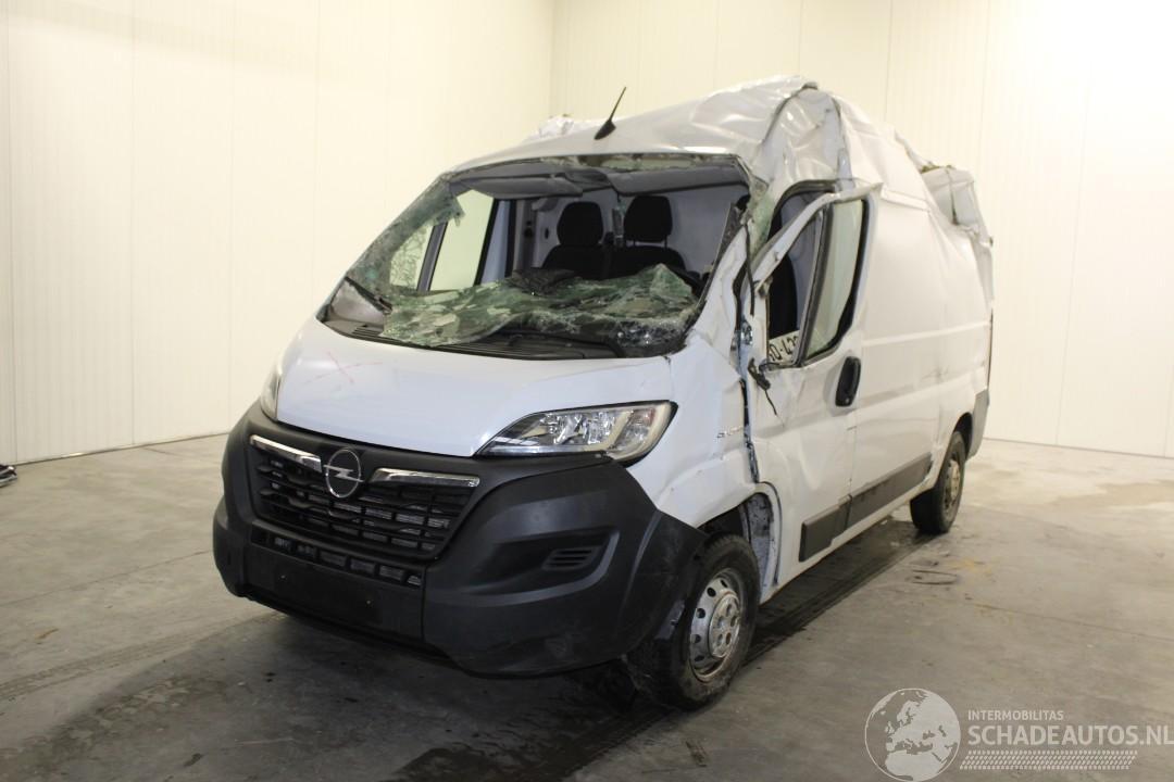 Opel Movano 