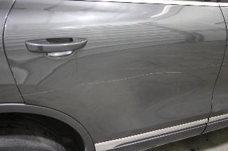 Volkswagen Touareg  picture 8