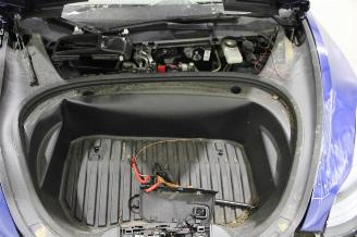 Tesla Model 3  picture 16