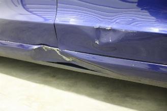 Tesla Model 3  picture 9