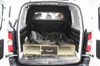 Opel Combo  picture 17