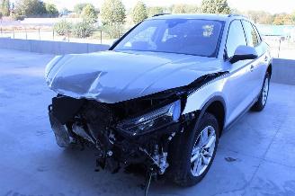 uszkodzony samochody osobowe Audi Q5  2021/11
