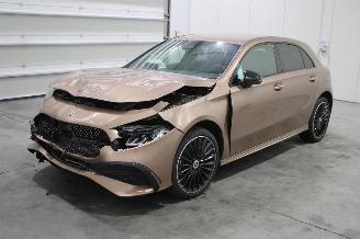 Unfallwagen Mercedes A-klasse A 250 2023/8