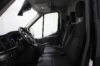 Ford Transit  picture 11