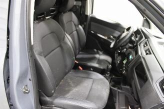 Renault Express  picture 11