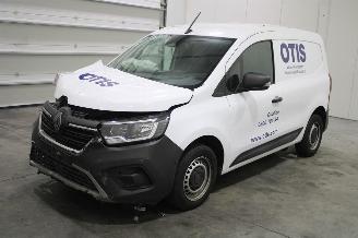 uszkodzony samochody osobowe Renault Kangoo  2024/9
