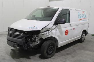 Voiture accidenté Volkswagen Transporter T6 2024/7