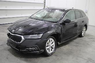 Uttjänta bilar auto Skoda Octavia  2022/2