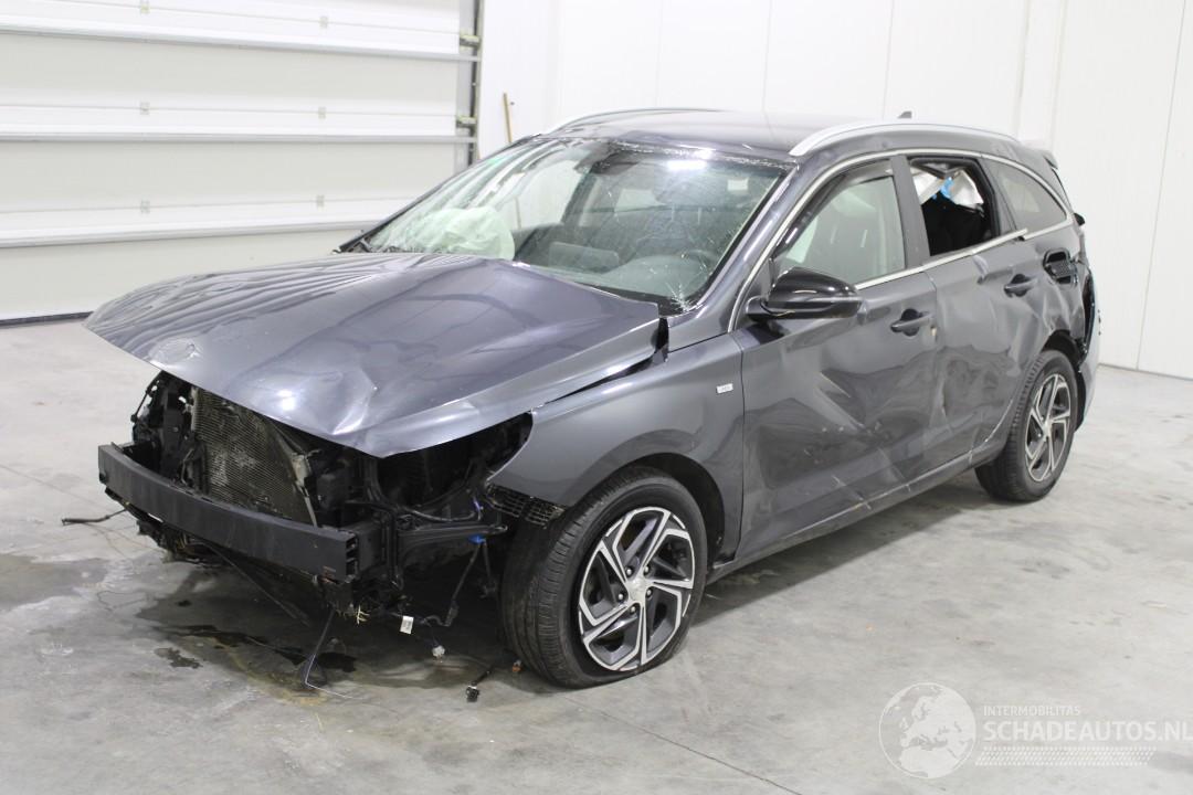 Hyundai I-30 i30