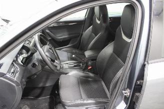 Skoda Octavia  picture 9