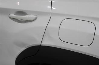 Hyundai Kona  picture 24