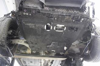Peugeot 2008  picture 16