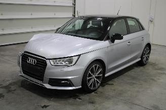 Unfallwagen Audi A1  2016/8