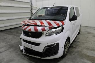 Vaurioauto  passenger cars Peugeot Expert  2023/9