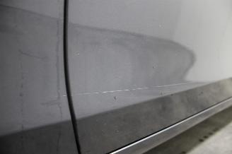 Mercedes C-klasse C 180 picture 19