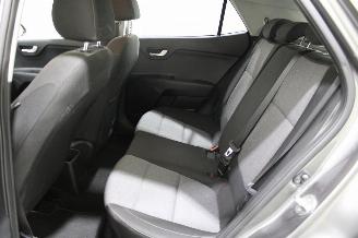 Kia Stonic  picture 12