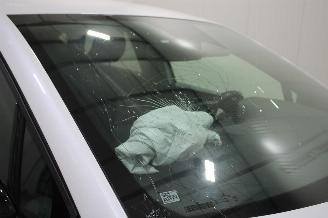 Renault Captur  picture 9