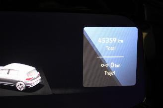 Volkswagen Golf  picture 13