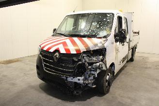 uszkodzony samochody osobowe Renault Master  2023/8
