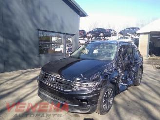 disassembly passenger cars Volkswagen Tiguan Tiguan (AD1), SUV, 2016 / 2024 1.5 TSI 16V Evo BlueMotion Technology 2023/5