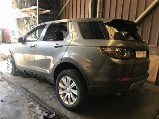 Coche siniestrado Land Rover Discovery 2000 diesel / 110KW 2016/1