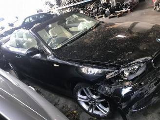 Uttjänta bilar auto BMW 1-serie 2000cc - benzine - 6vit  - cabrio 2011/1