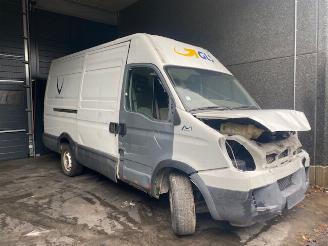 Dezmembrări autoturisme Iveco Daily DIESEL - 2287CC - 93KW 2011/8