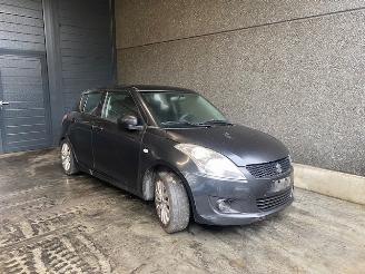 Vrakbiler auto Suzuki Swift Swift (ZA/ZC/ZD) Hatchback 2010 / 2017 1.2 16V Hatchback  Benzine 1.242cc 69kW FWD 2013/5