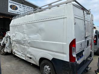 Peugeot Boxer (U9) Van 2006 2.0 BlueHDi 160 Bestel  Diesel 1.997cc 120kW picture 2