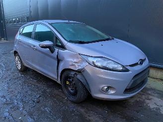 Coche siniestrado Ford Fiesta Fiesta VII (JA8) Hatchback 2008 / 2017 1.4 TDCi Hatchback  Diesel 1.399cc 51kW 2012/2