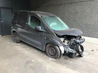demontáž osobní automobily Ford Transit Courier Van 2019 1.5 TDCi 75 Bestel  Diesel 1.499cc 55kW (75pk) FWD 2019/10