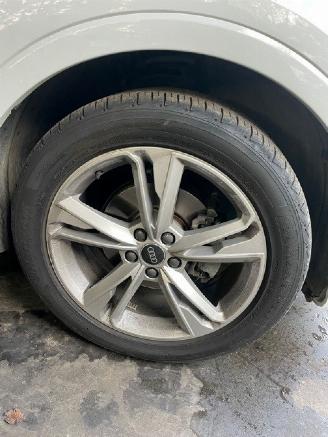 Audi Q3  picture 18
