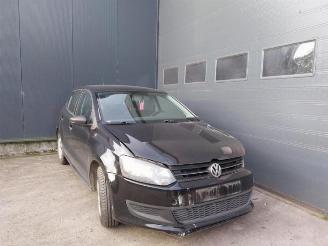 krockskadad bil auto Volkswagen Polo Polo V (6R), Hatchback, 2009 / 2017 1.2 12V BlueMotion Technology 2011/4
