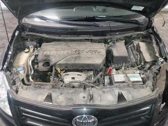 Toyota Auris Auris (E15), Hatchback, 2006 / 2012 1.33 Dual VVT-I 16V picture 14