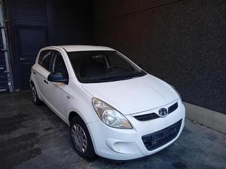 demontáž osobní automobily Hyundai I-20 i20, Hatchback, 2008 / 2015 1.2i 16V 2011/4