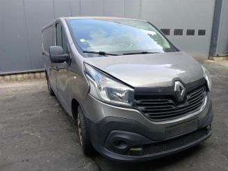 Vrakbiler auto Renault Trafic Trafic (1FL/2FL/3FL/4FL), Van, 2014 1.6 dCi 145 Twin Turbo 2019/6