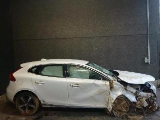 Volvo V-40 V40 (MV), Hatchback 5-drs, 2012 / 2019 2.0 D2 16V picture 5