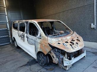 Vrakbiler auto Ford Transit  2024/6