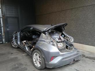 Toyota C-HR C-HR (X1,X5), SUV, 2016 1.8 16V Hybrid picture 7