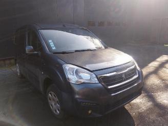 disassembly passenger cars Peugeot Partner Partner (GC/GF/GG/GJ/GK), Van, 2008 / 2018 1.6 BlueHDi 100 2017/6