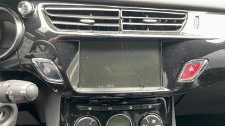 Citroën DS3  picture 14