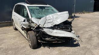 Uttjänta bilar auto Volkswagen Touran Touran (5T1), MPV, 2015 1.4 TSI 2018/5