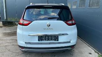 Renault Scenic  picture 9