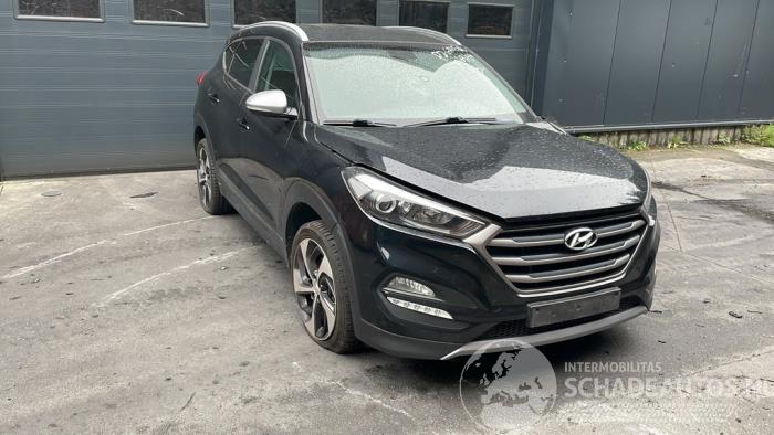 Hyundai Tucson Tucson (TL), SUV, 2015 1.6 T-GDi 16V 2WD
