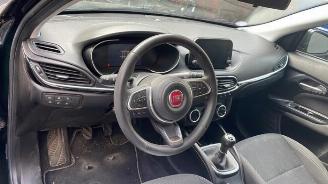 Fiat Tipo Tipo (356W/357W), Combi, 2016 1.0 T3 12V picture 19