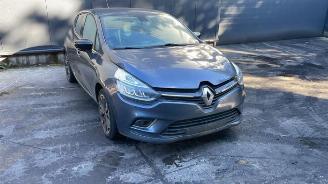 Dezmembrări autoturisme Renault Clio Clio IV (5R), Hatchback 5-drs, 2012 / 2021 1.5 dCi 90 FAP 2017/12