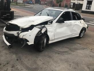 Vrakbiler auto Mercedes C-klasse CW204 / 2200CC / 6VIT 2009/1