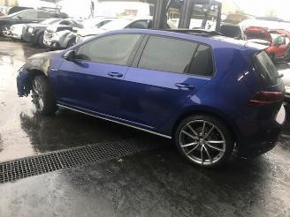 Vrakbiler auto Volkswagen Golf benzine turbo - 2000cc - automaat - 2017/1